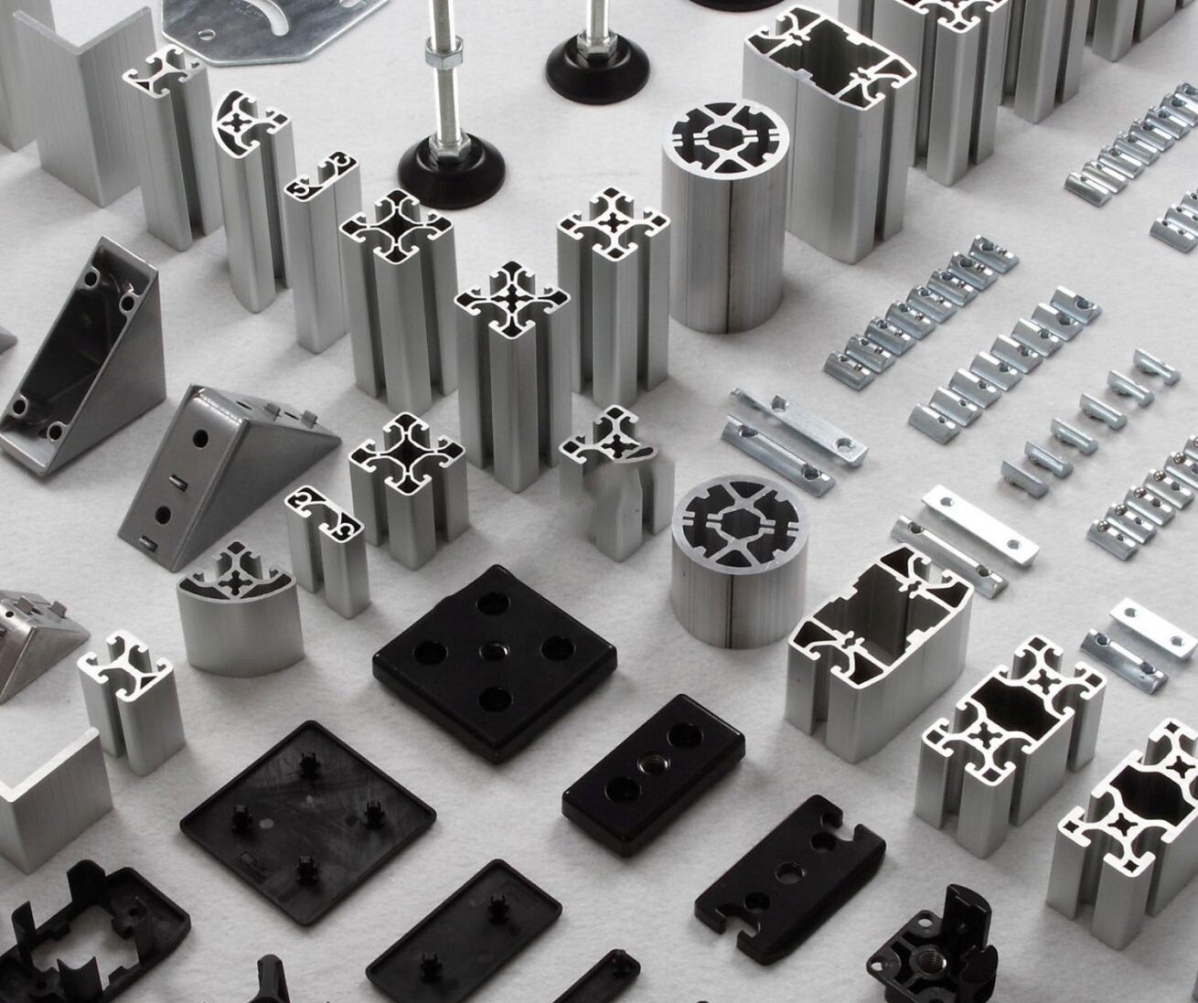 Alüminyum Profil Nedir? Kullanım Alanları ve Avantajları